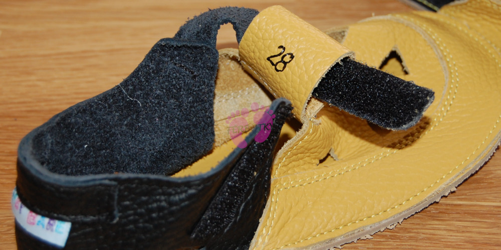 Baby Bare Shoes Ananas Top Stitch, zapínání